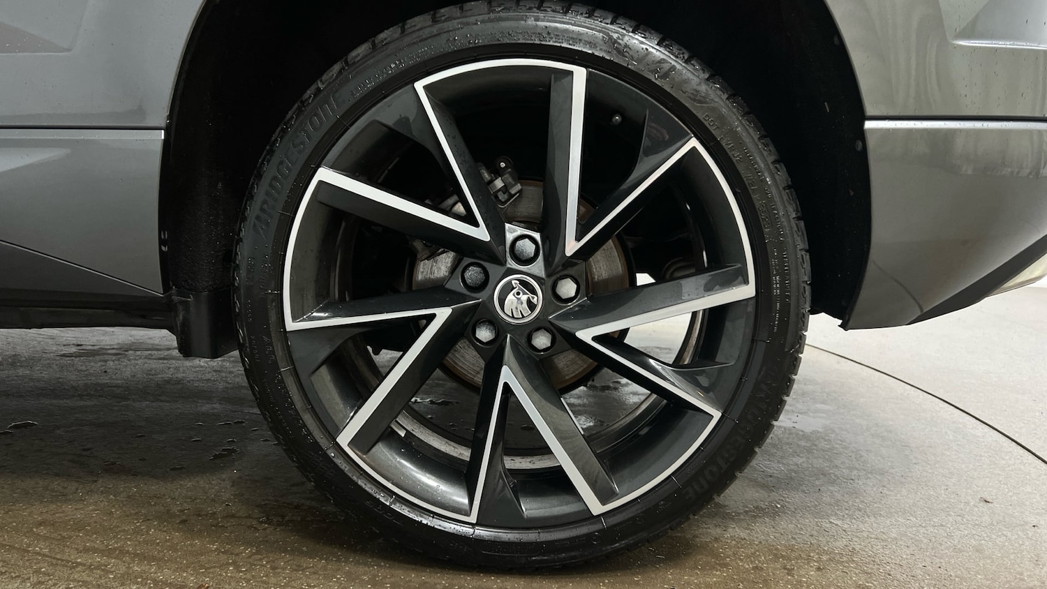 Used Skoda Karoq 2024 for sale - 77264615: Photo 5