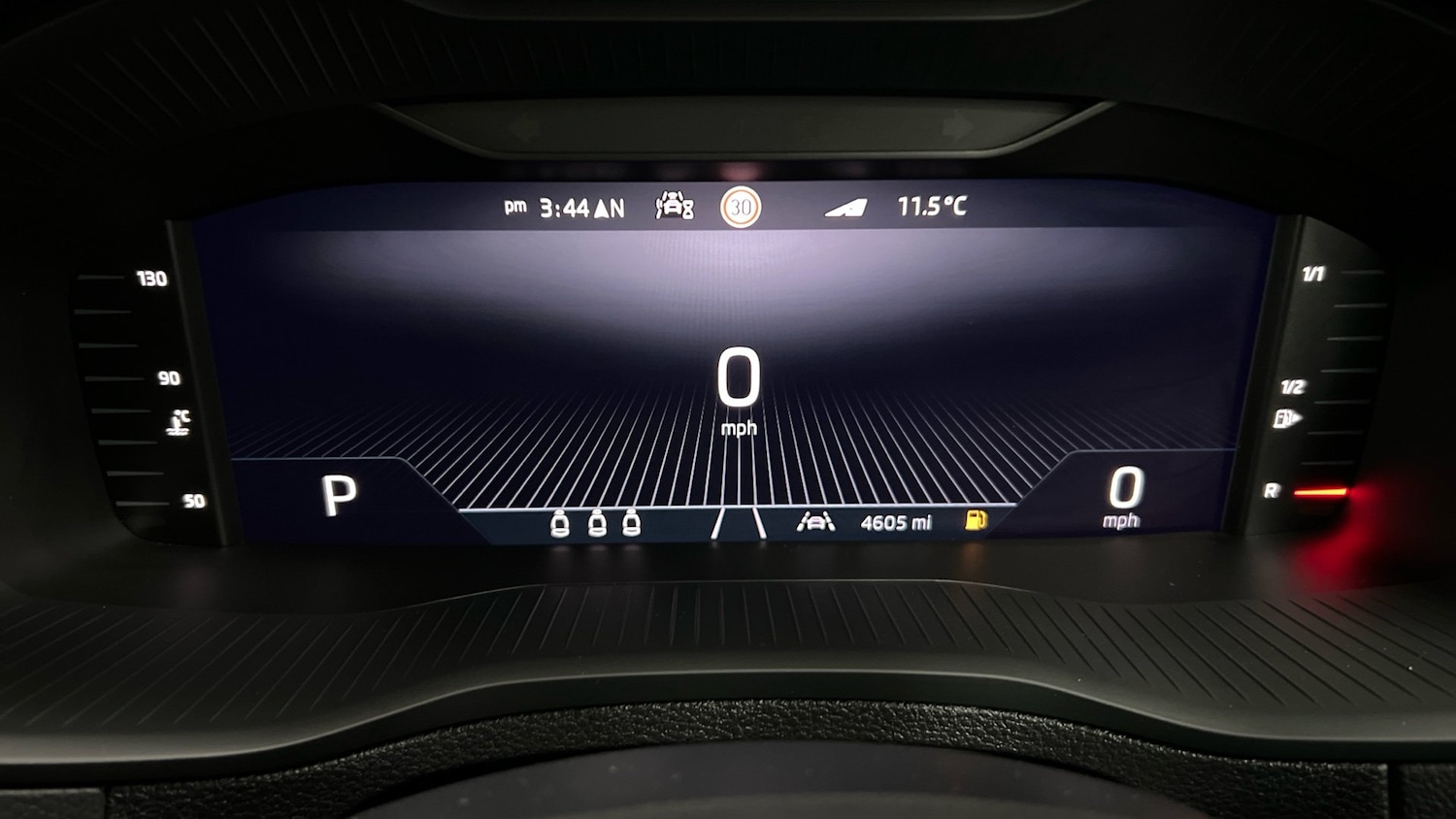 Used Skoda Karoq 2025 for sale - 76678982: Photo 12