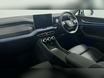 Used Skoda Kodiaq 2024 for sale - 76963643: Photo