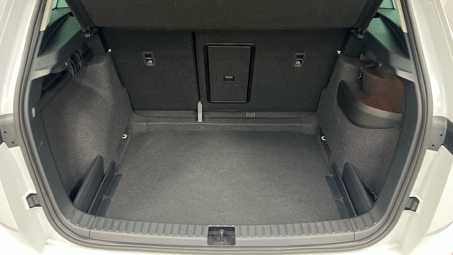 Used Skoda Karoq 2024 for sale - 77954226: Photo 11