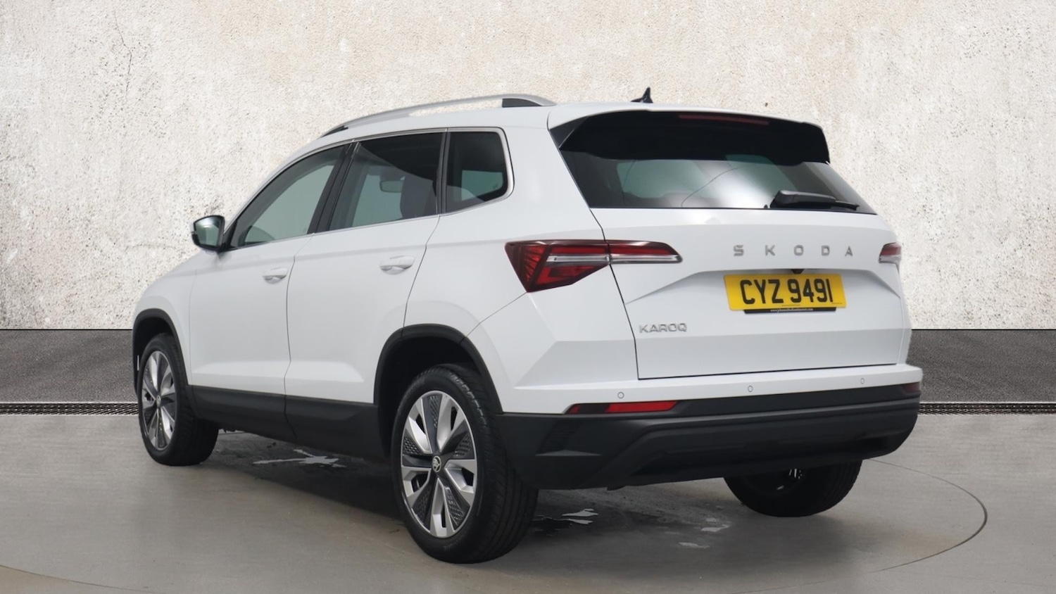 Used Skoda Karoq 2024 for sale - 77954226: Photo 3