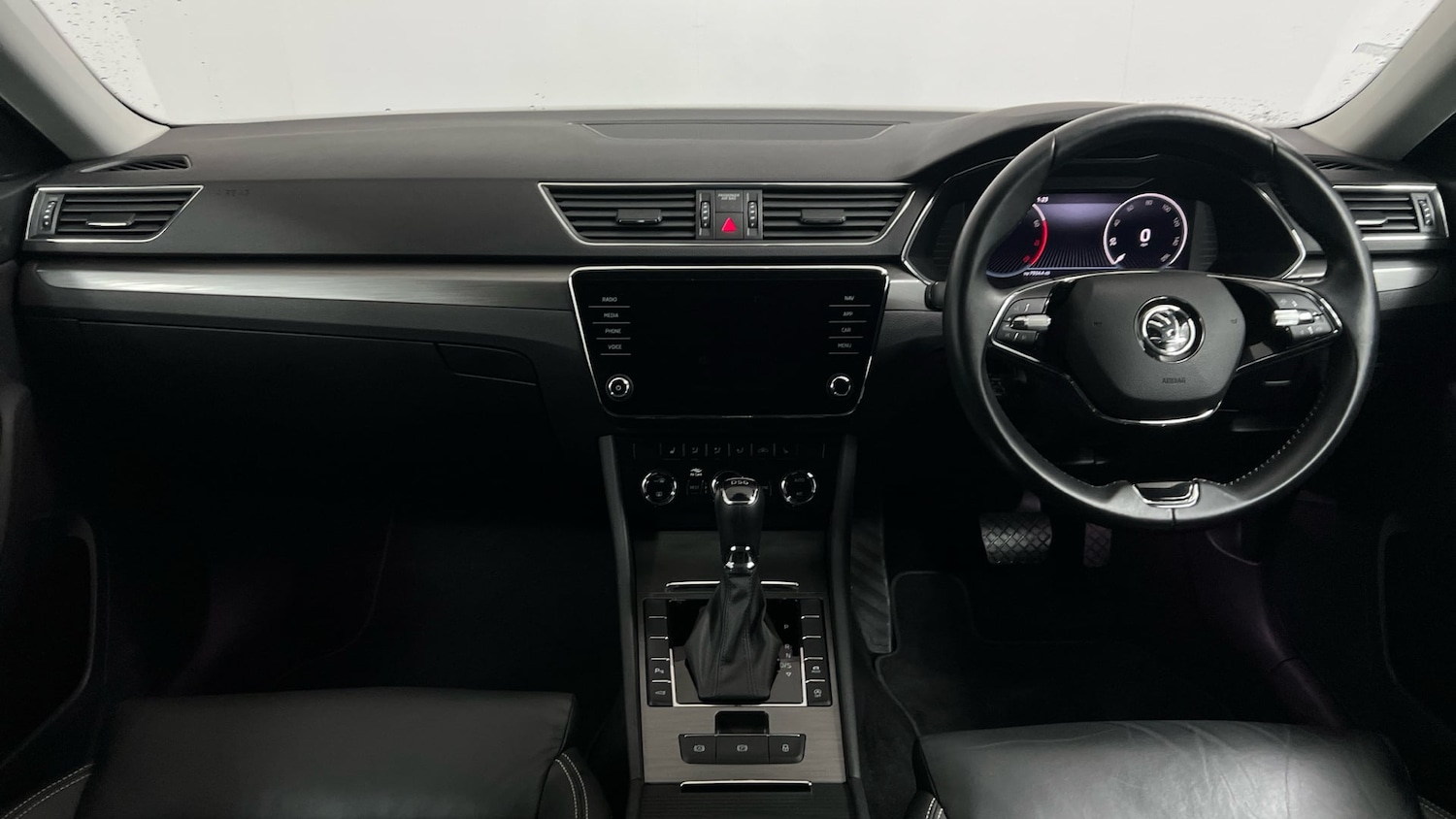 Used Skoda Superb 2021 for sale - 77465948: Photo 12