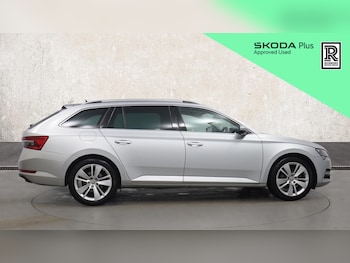 Used Skoda Superb 2021 for sale - 77465948: Photo