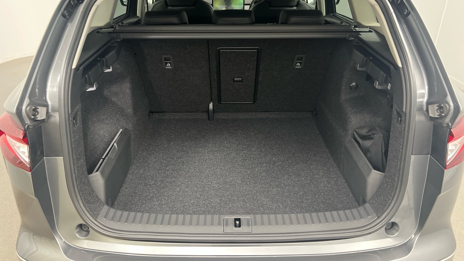 Used Skoda Enyaq 2025 for sale - 76758920: Photo 13