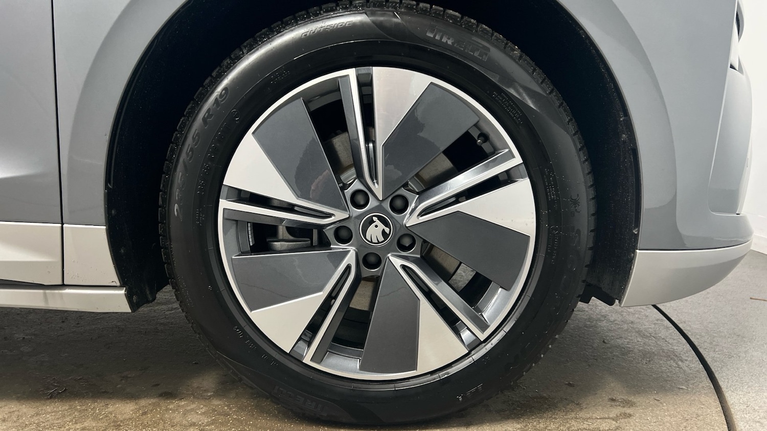 Used Skoda Enyaq 2025 for sale - 76758920: Photo 19