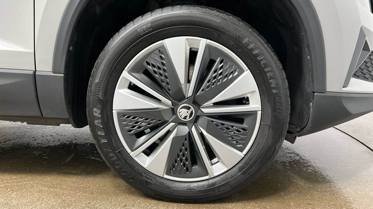 Used Skoda Karoq 2023 for sale - 77807374: Photo 16