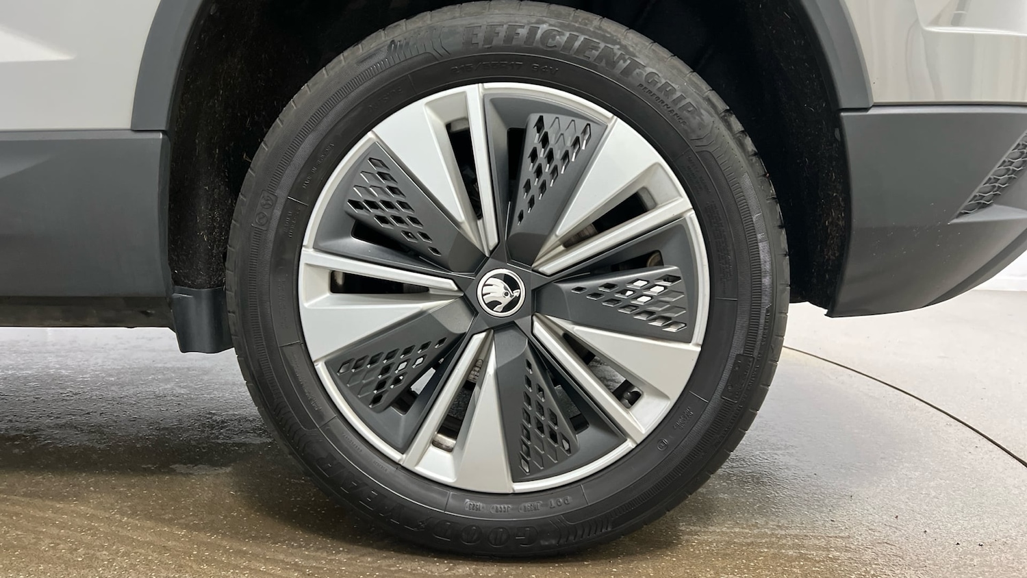 Used Skoda Karoq 2023 for sale - 77807374: Photo 5