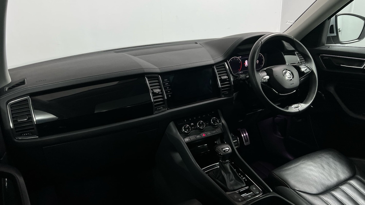 Used Skoda Kodiaq 2023 for sale - 77584733: Photo 2