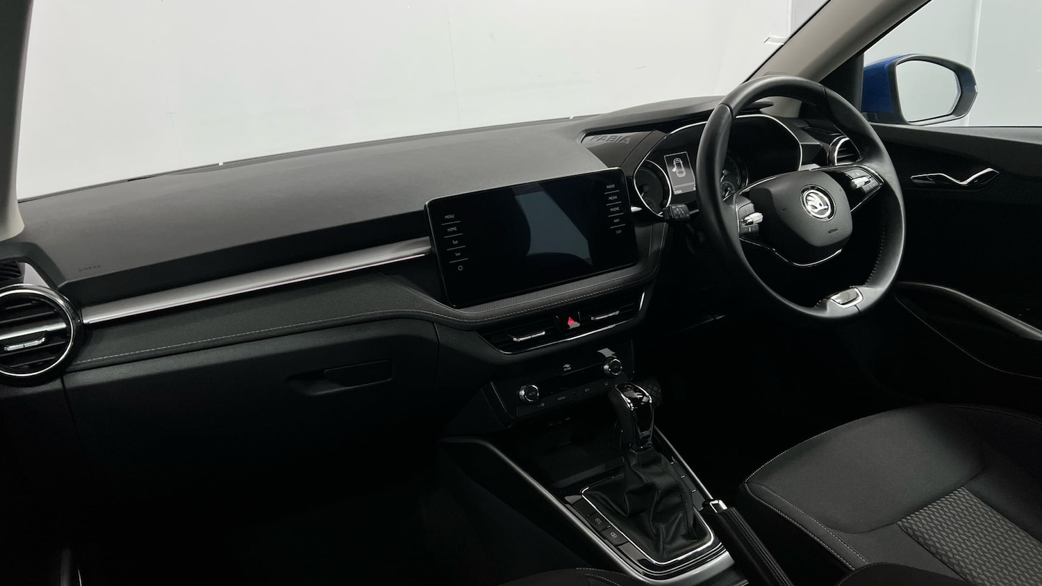 Used Skoda Fabia 2023 for sale - 77303876: Photo 2