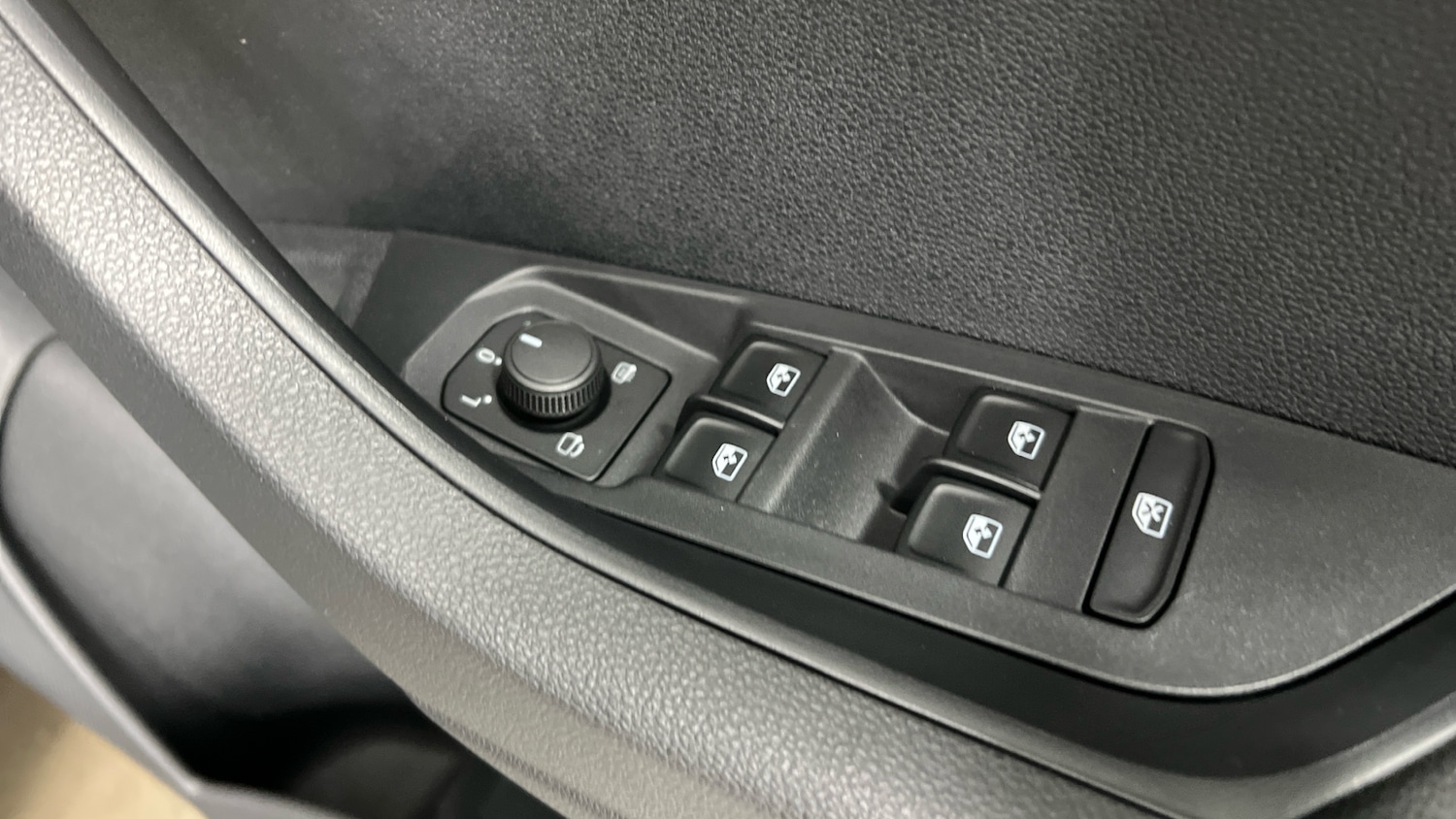 Used Skoda Karoq 2023 for sale - 77213595: Photo 22