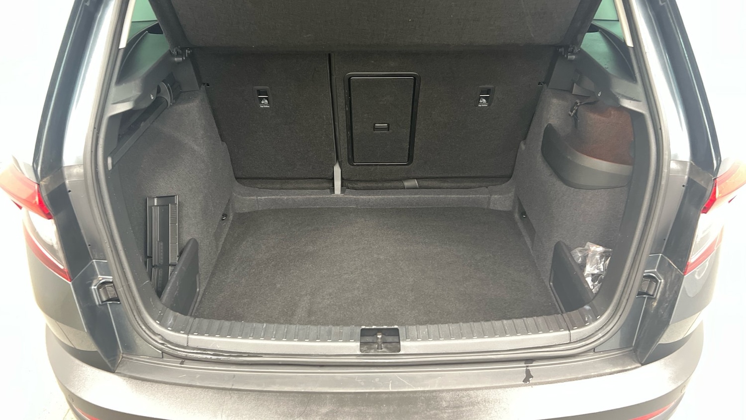 Used Skoda Karoq 2021 for sale - 76446058: Photo 13