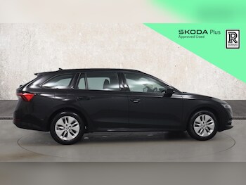 Used Skoda Octavia 2023 for sale - 77213616: Photo