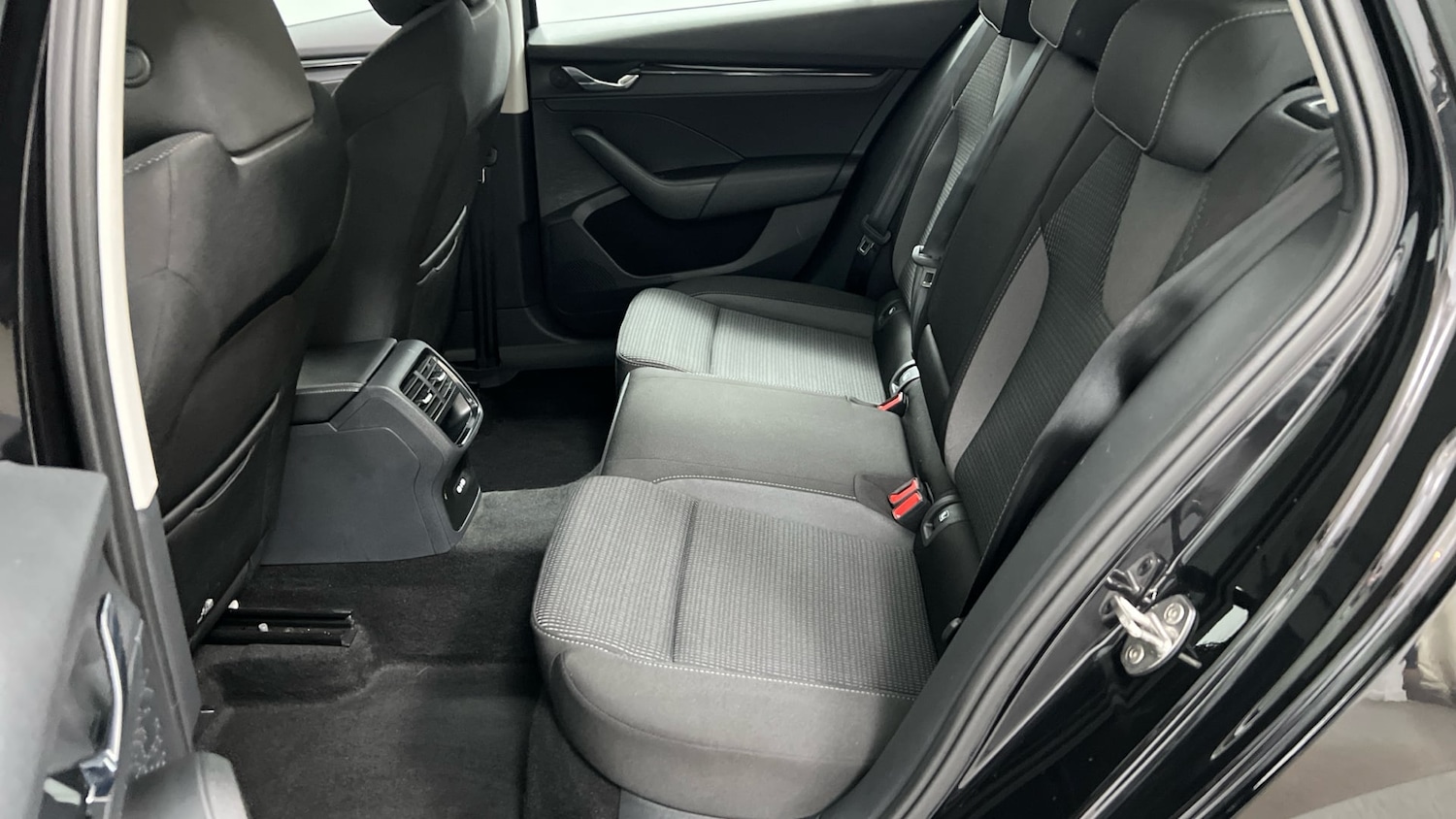 Used Skoda Octavia 2023 for sale - 77213616: Photo 9