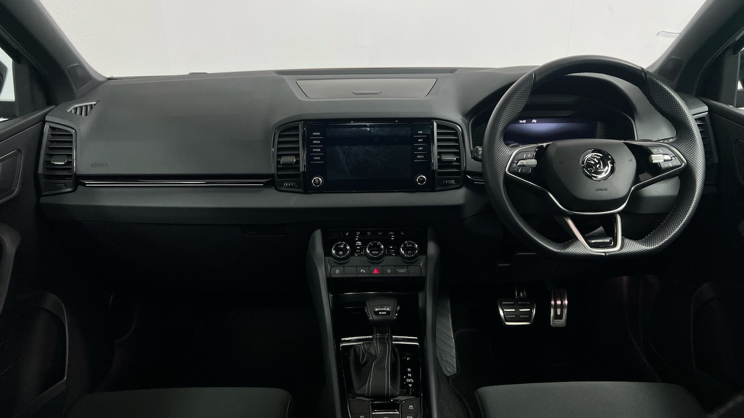 Used Skoda Karoq 2024 for sale - 76677221: Photo 14