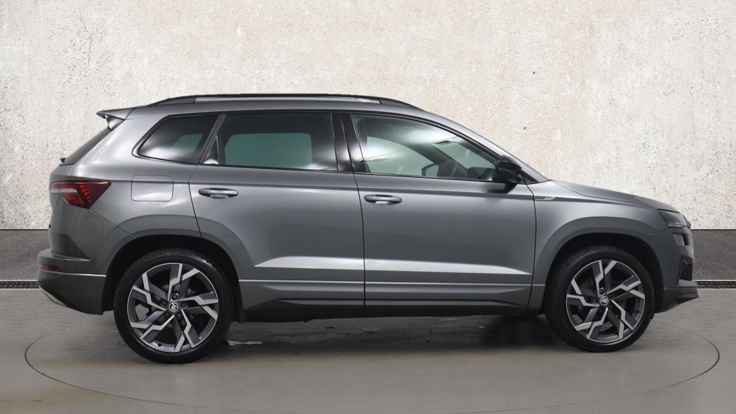 Used Skoda Karoq 2024 for sale - 76677221: Photo 4