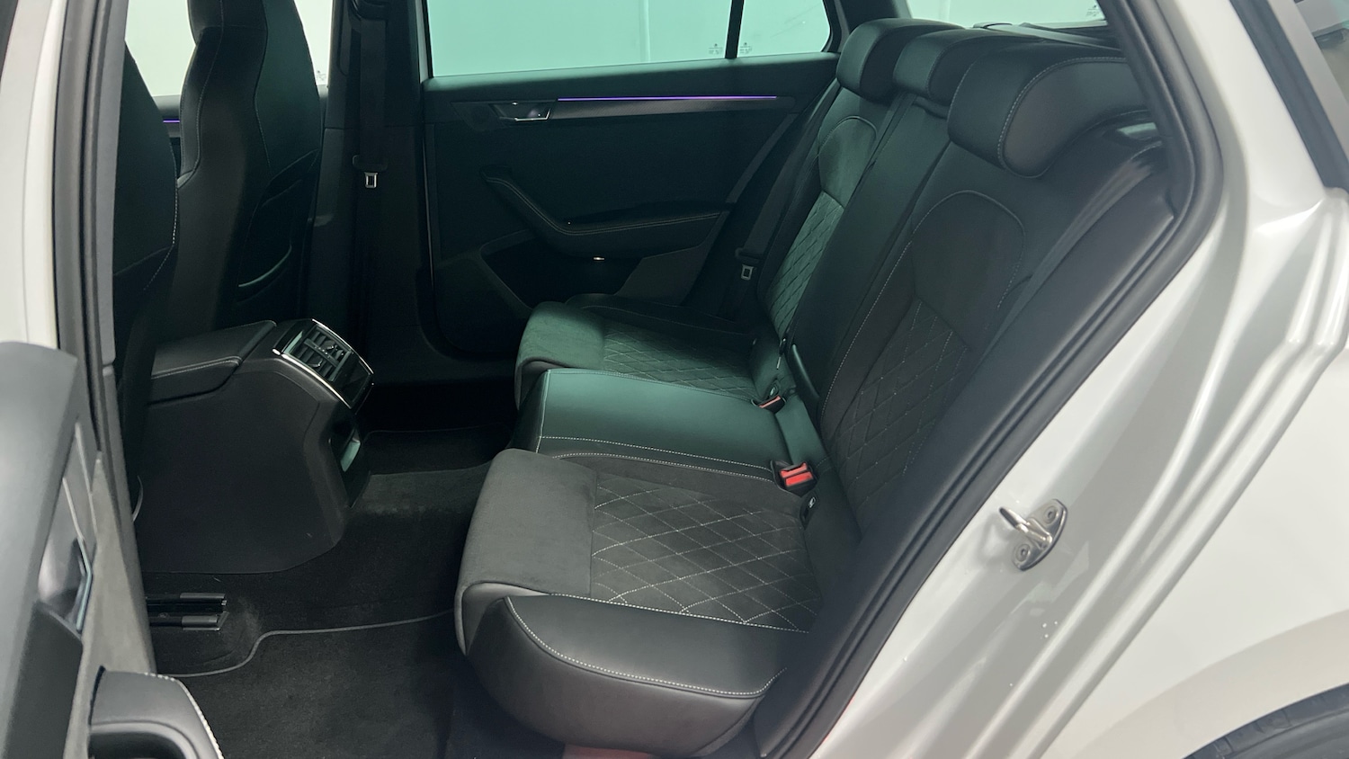 Used Skoda Superb 2023 for sale - 76676827: Photo 10