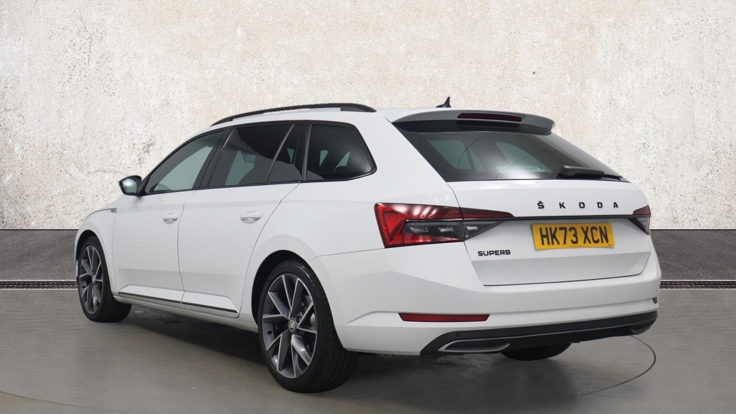 Used Skoda Superb 2023 for sale - 76676827: Photo 3