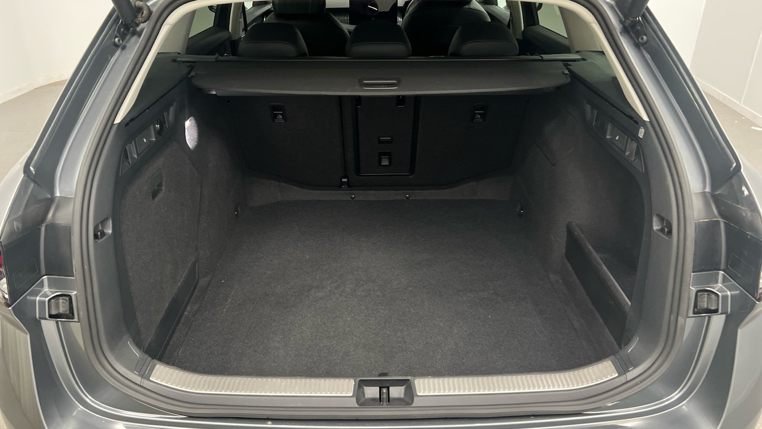 Used Skoda Superb 2024 for sale - 76699623: Photo 13