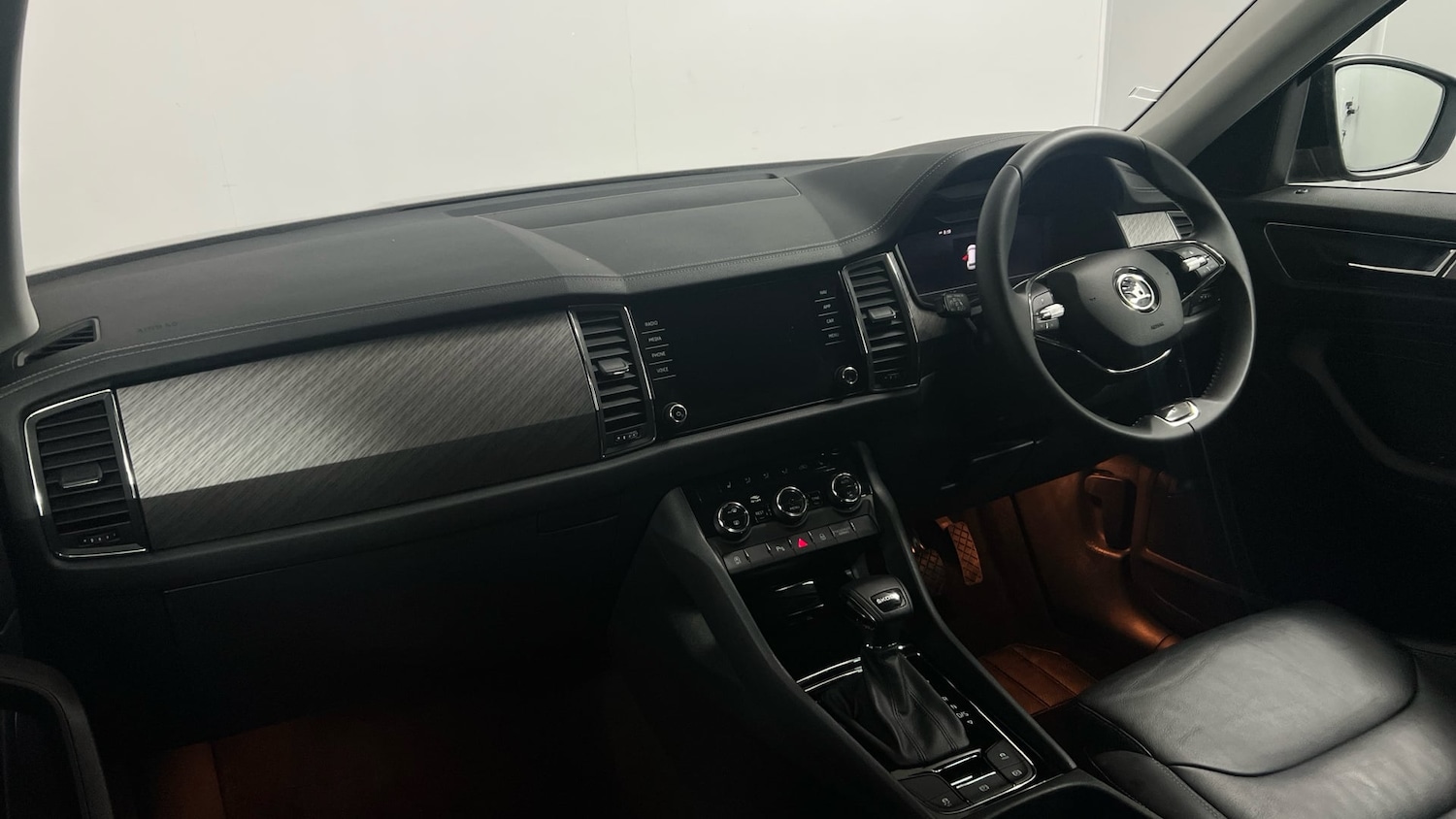 Used Skoda Kodiaq 2023 for sale - 77906800: Photo 2