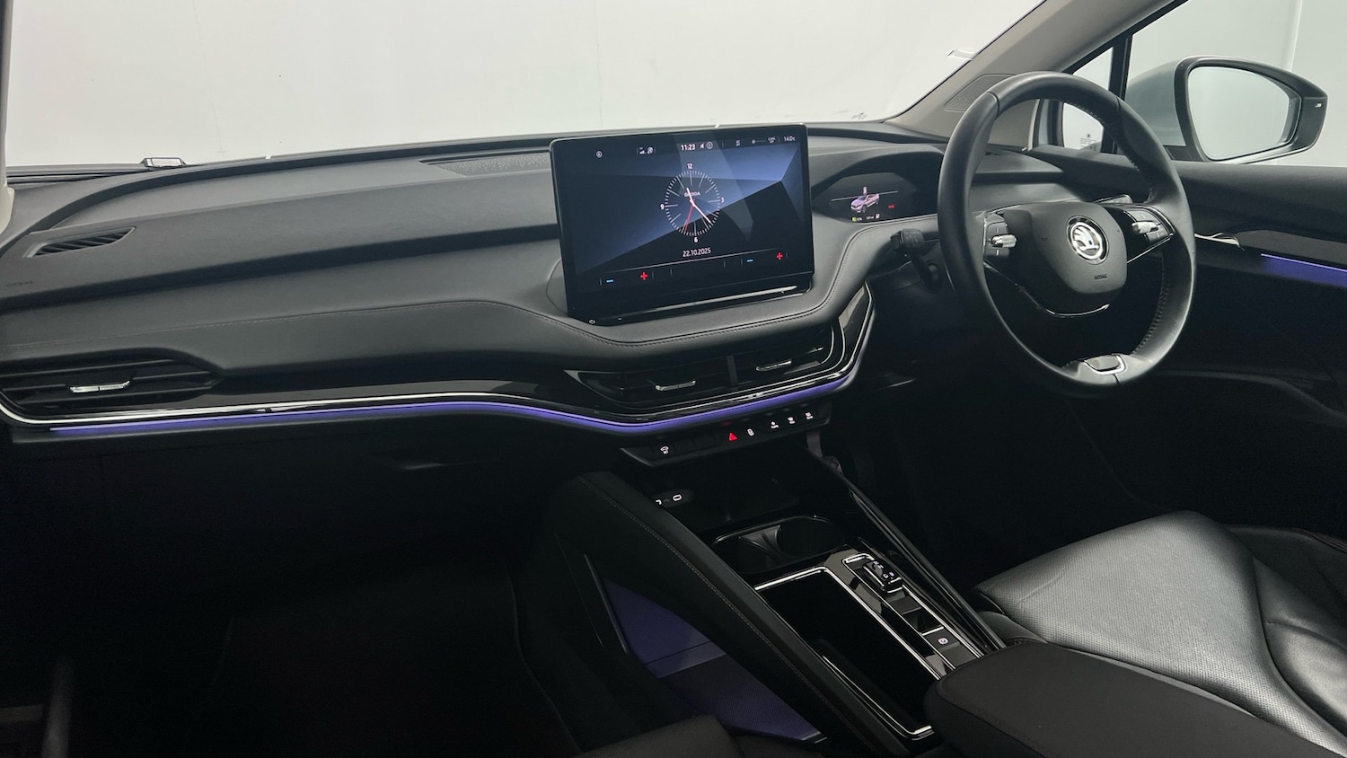 Used Skoda Enyaq 2021 for sale - 76963640: Photo 2