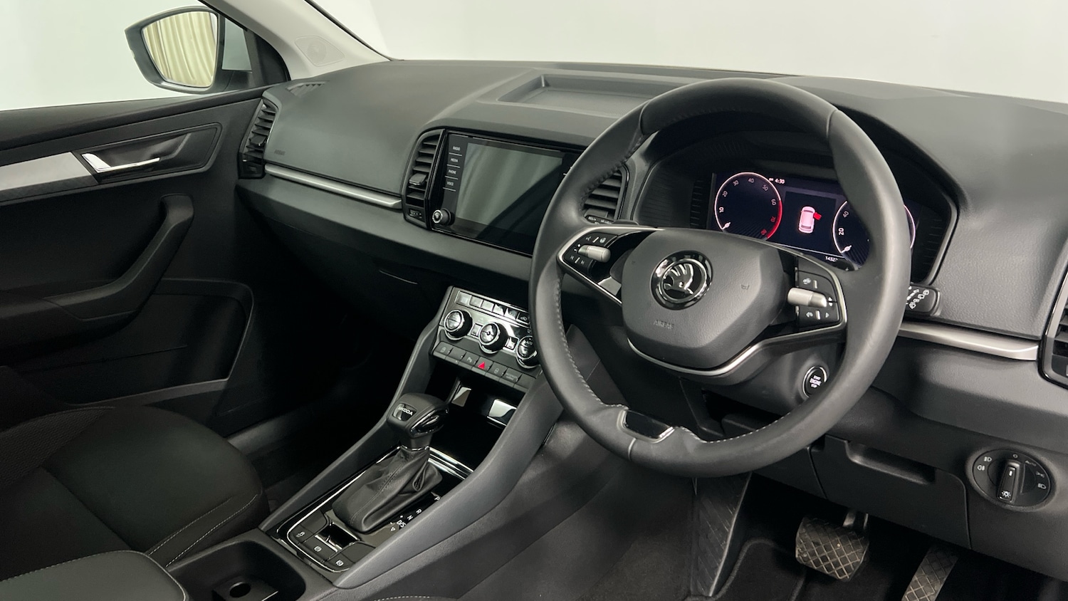 Used Skoda Karoq 2025 for sale - 78139291: Photo 6