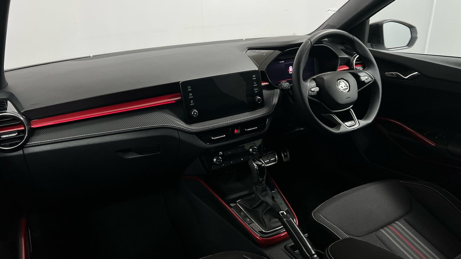 Used Skoda Fabia 2024 for sale - 76935433: Photo 2