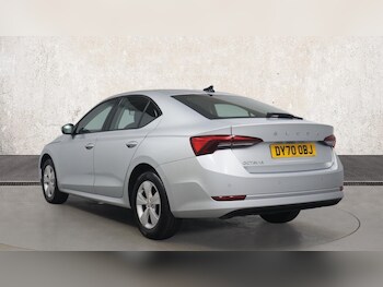 Used Skoda Octavia 2020 for sale - 77080907: Photo