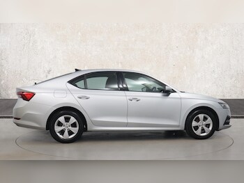 Used Skoda Octavia 2020 for sale - 77080907: Photo