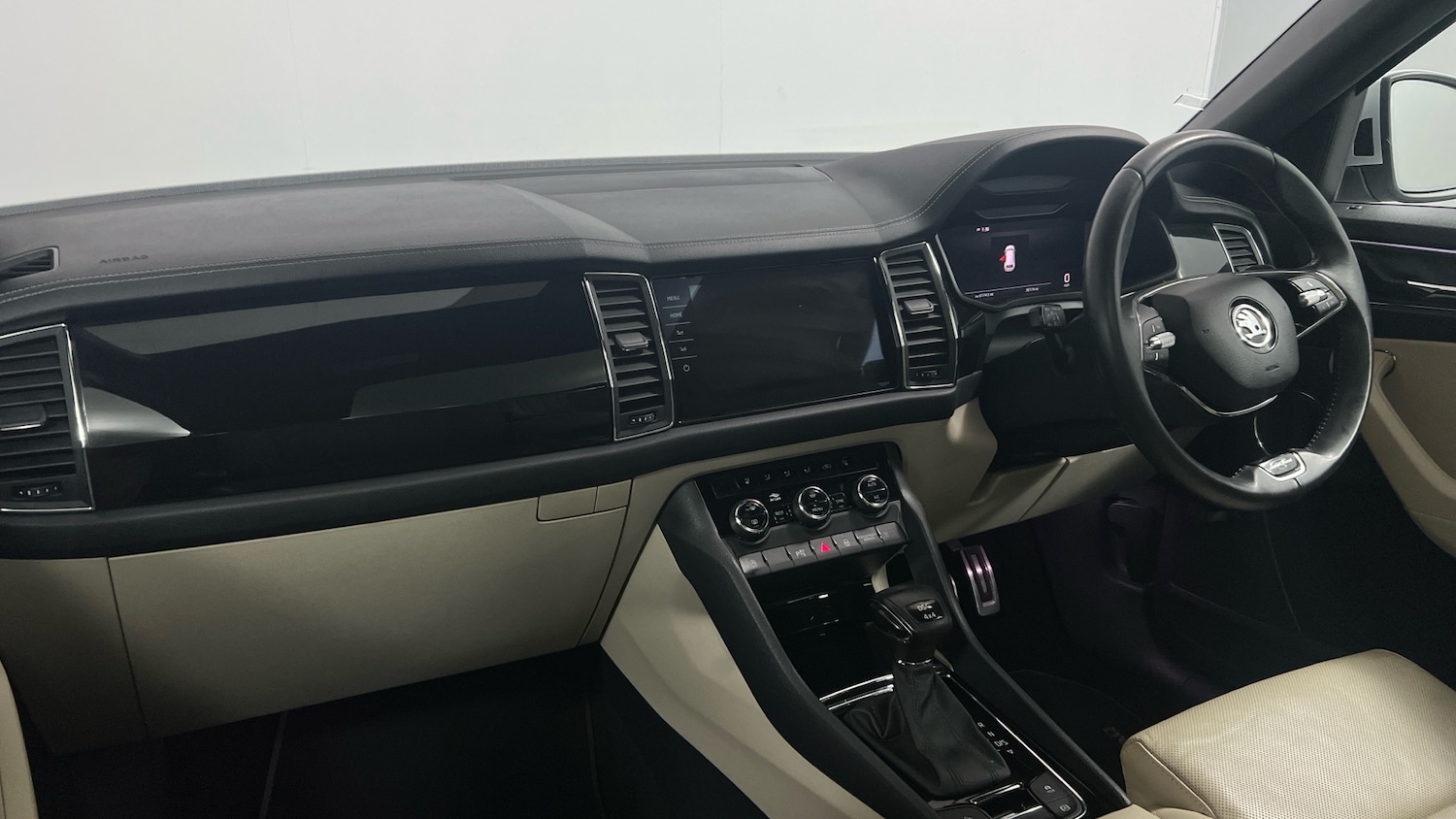 Used Skoda Kodiaq 2021 for sale - 76674583: Photo 2