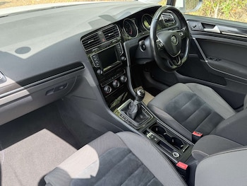 Used Volkswagen Golf 2014 for sale - 79272113: Photo