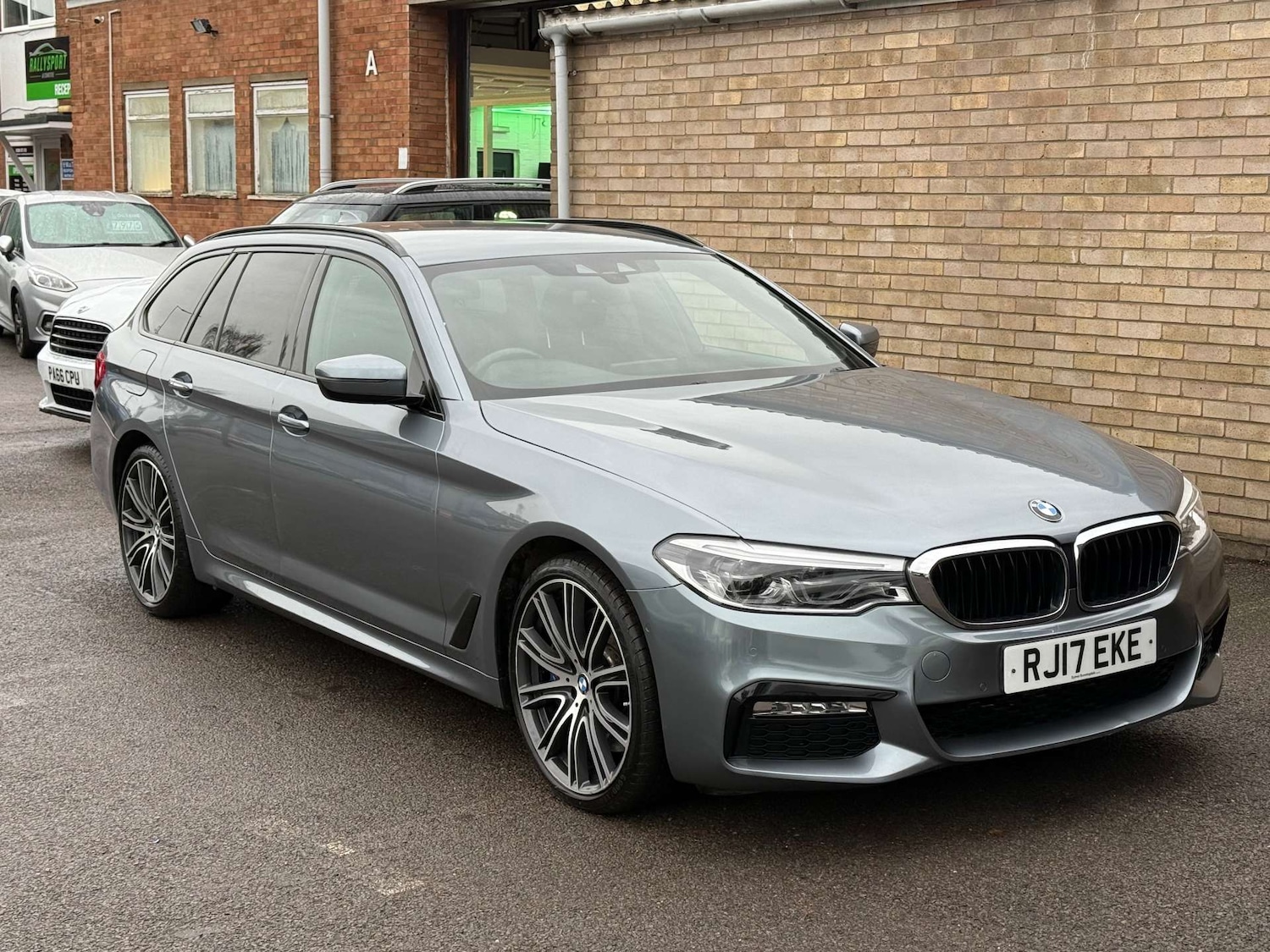 Used BMW 5 Series 2017 for sale - 77206921: Photo 3