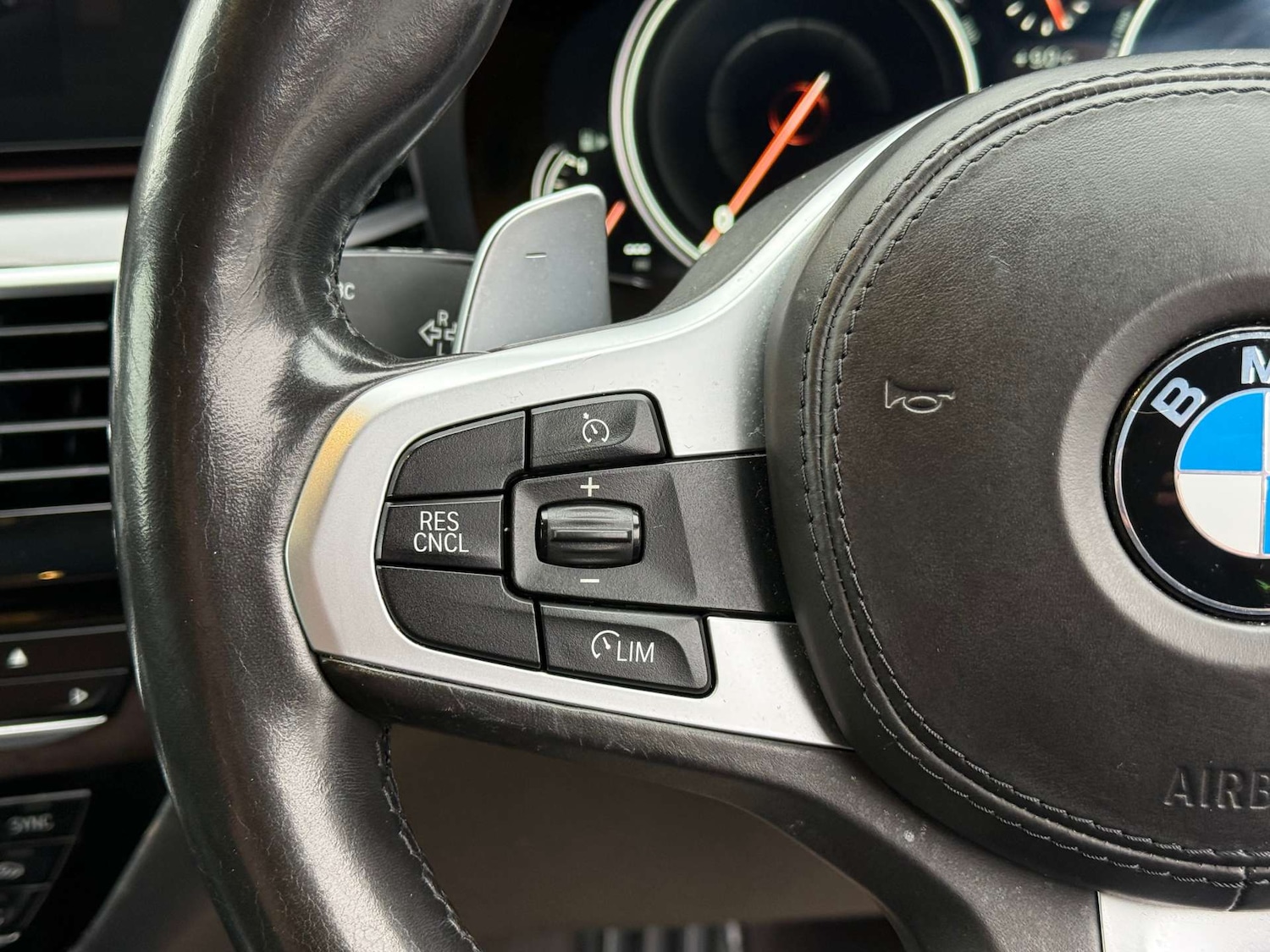 Used BMW 5 Series 2017 for sale - 77206921: Photo 43