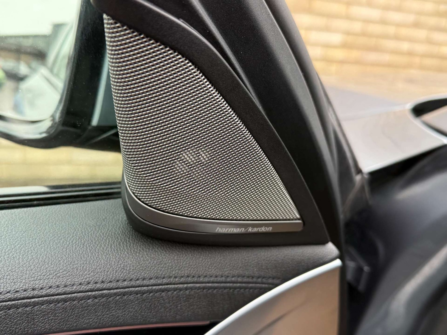 Used BMW 5 Series 2017 for sale - 77206921: Photo 64