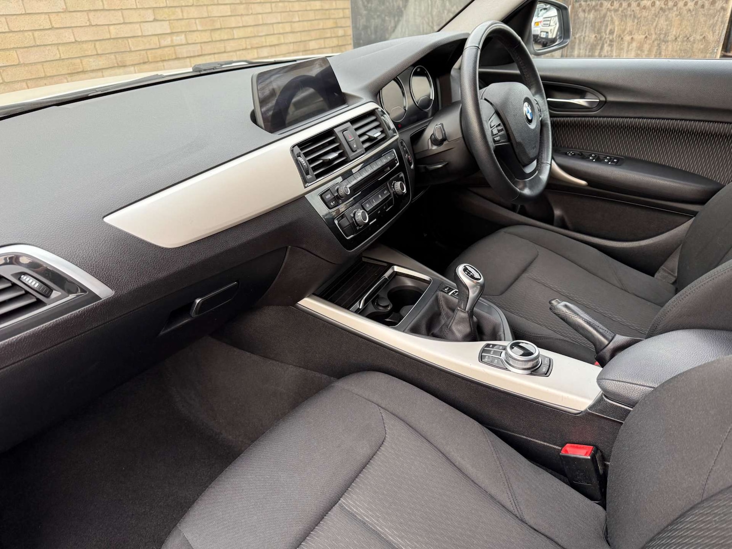 Used BMW 1 Series 2017 for sale - 77207679: Photo 2