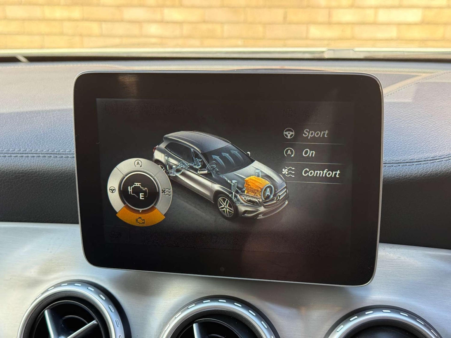 Used Mercedes-Benz GLA 2016 for sale - 76143263: Photo 58
