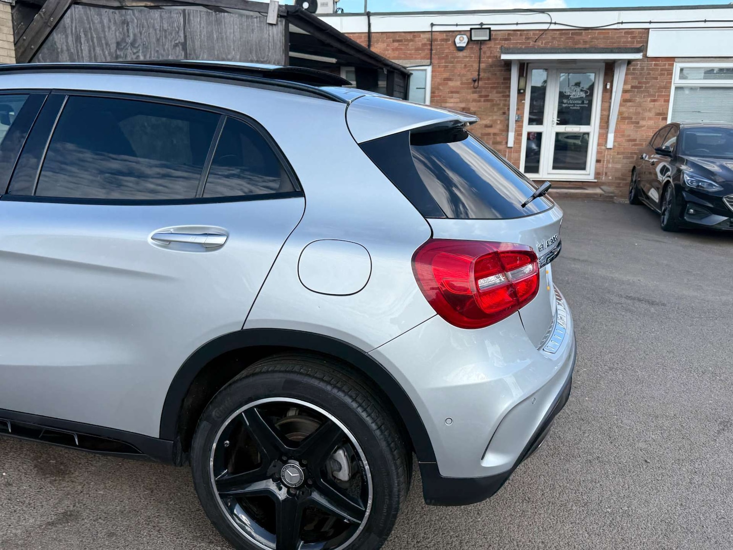 Used Mercedes-Benz GLA 2016 for sale - 76143263: Photo 76