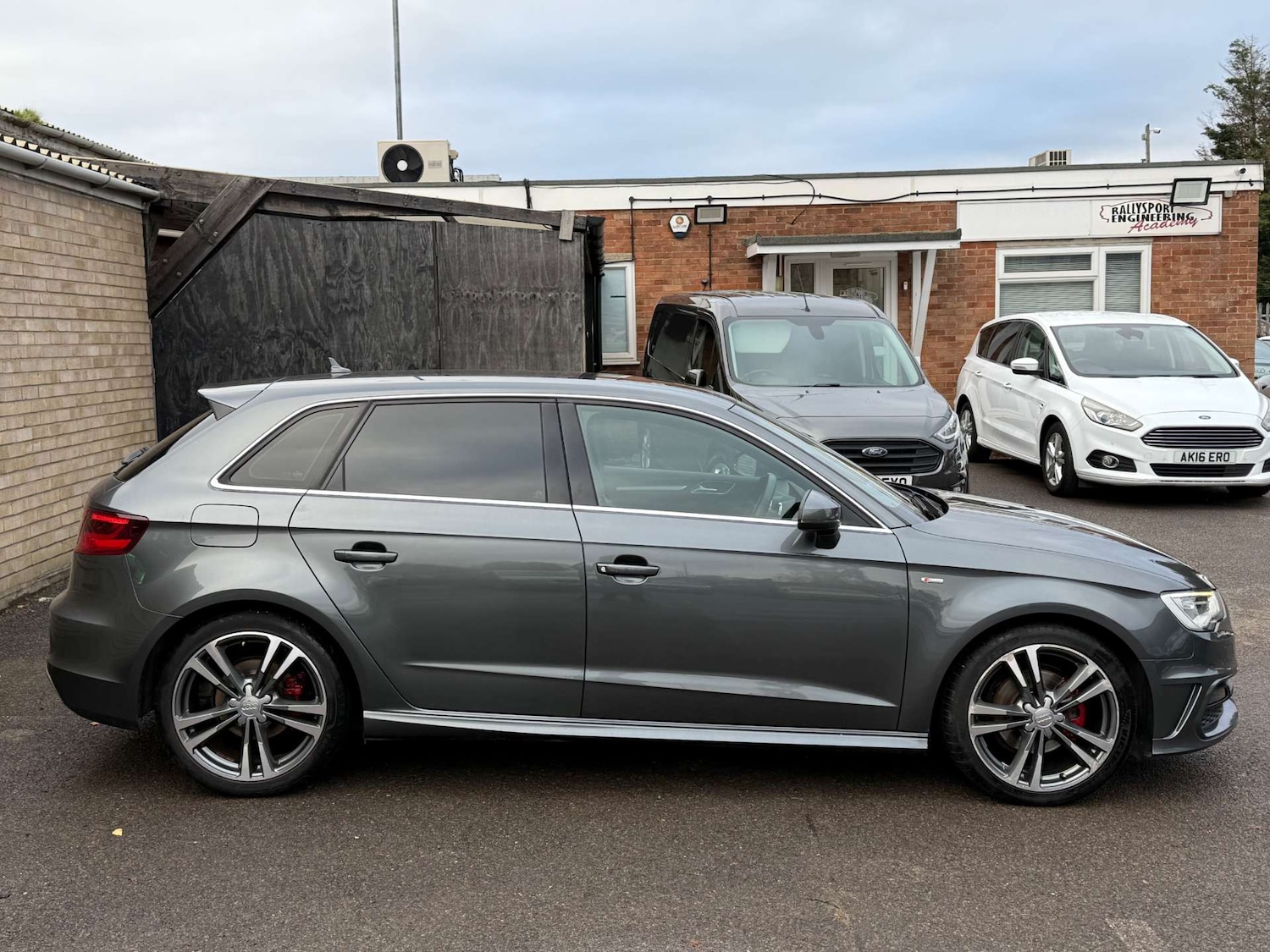 Used Audi A3 2015 for sale - 76724015: Photo 14