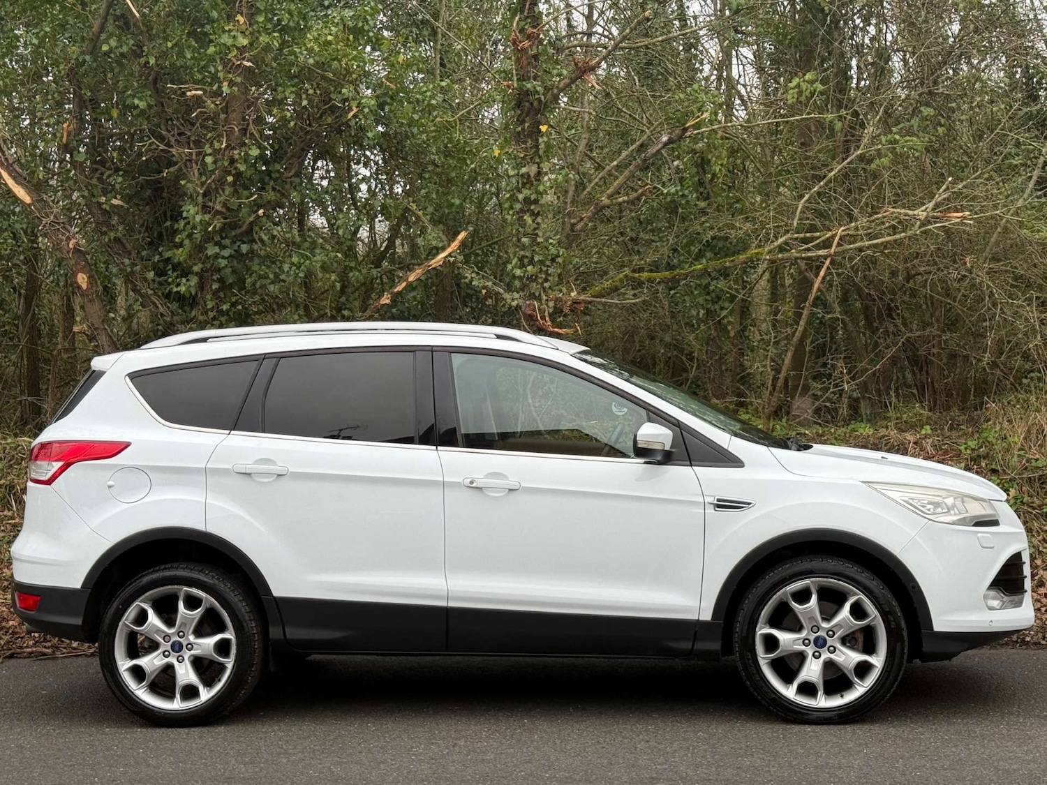 Used Ford Kuga 2014 for sale - 77690672: Photo 24