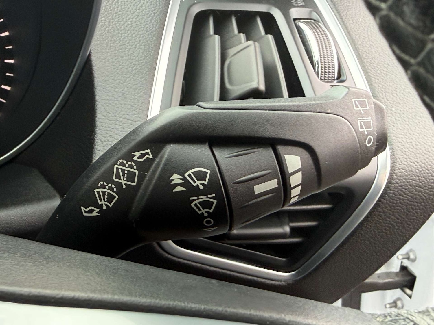 Used Ford Kuga 2014 for sale - 77690672: Photo 43