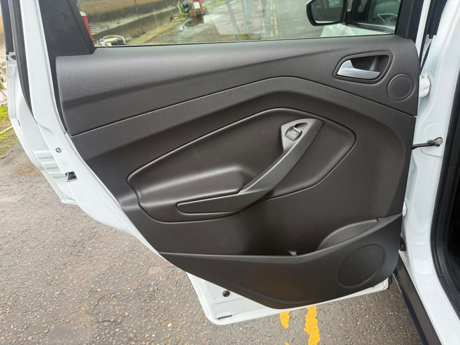 Used Ford Kuga 2014 for sale - 77690672: Photo 49