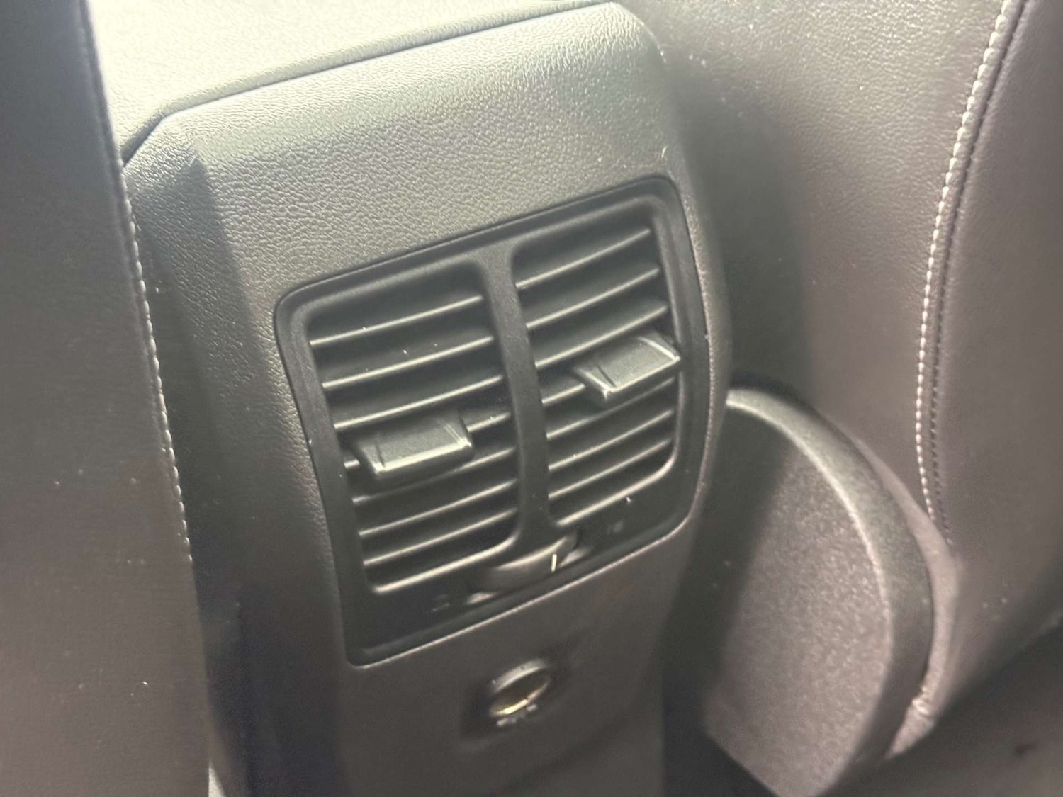 Used Ford Kuga 2014 for sale - 77690672: Photo 51