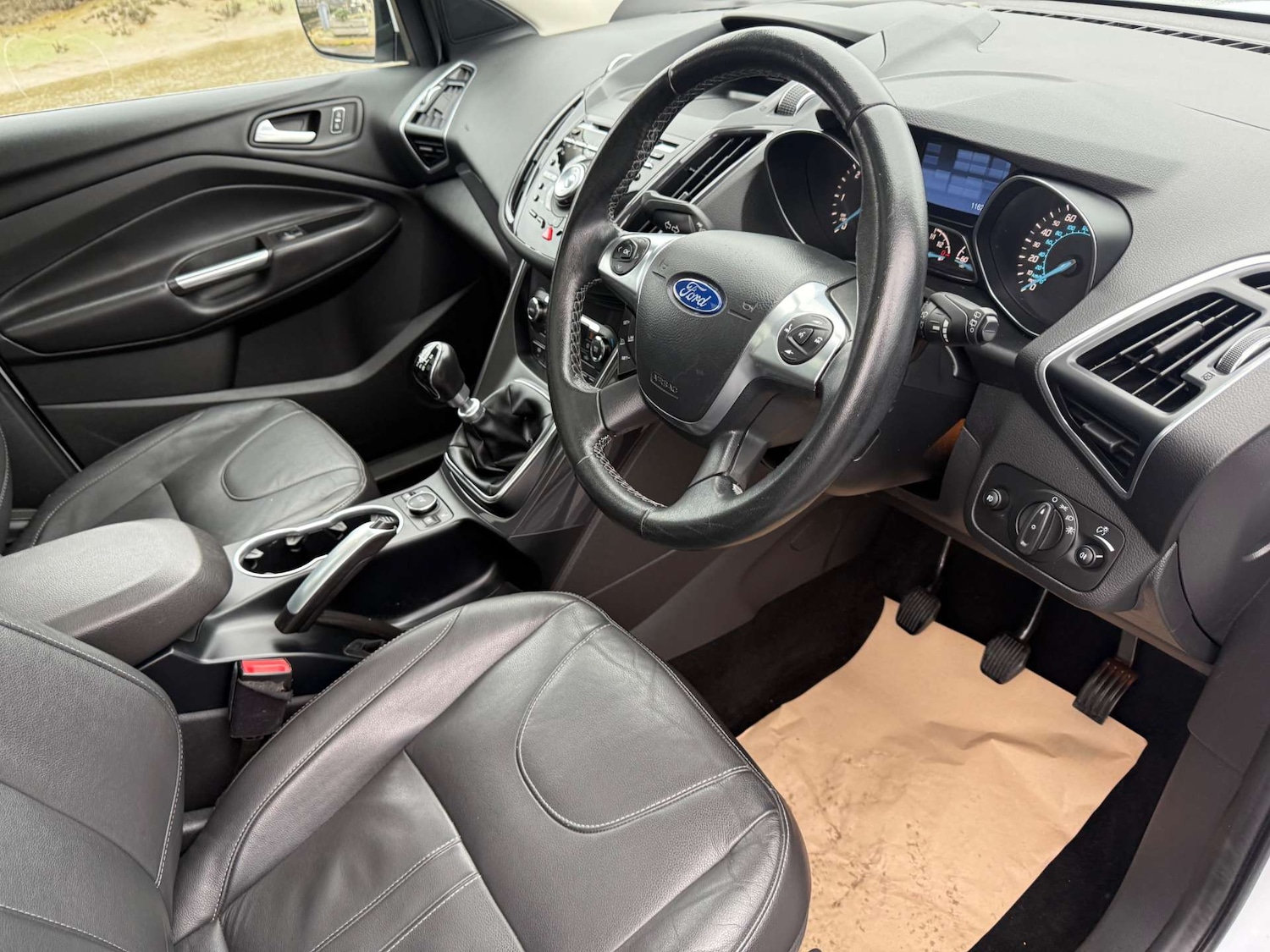 Used Ford Kuga 2014 for sale - 77690672: Photo 7