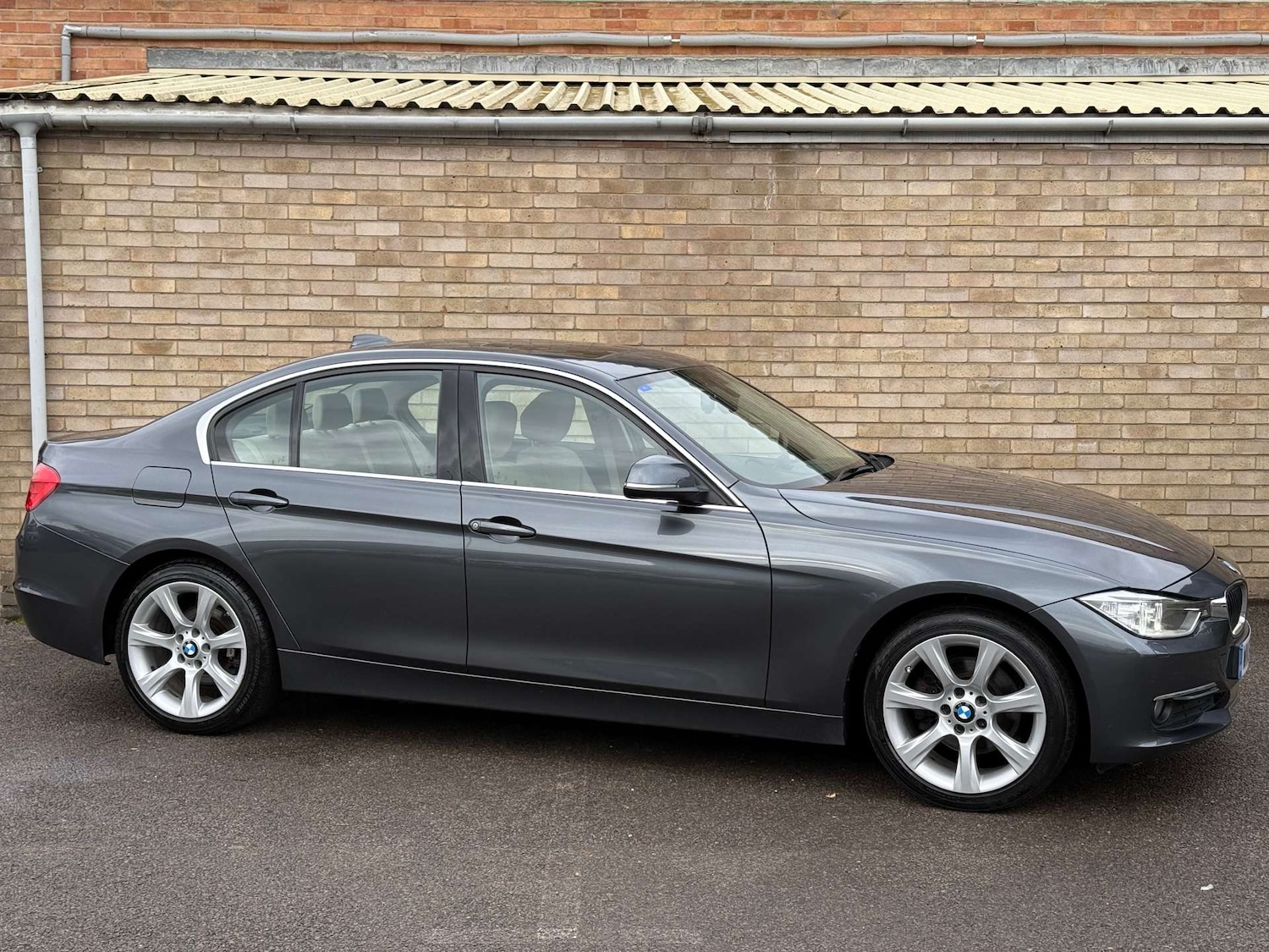 Used BMW 3 Series 2014 for sale - 76451745: Photo 18
