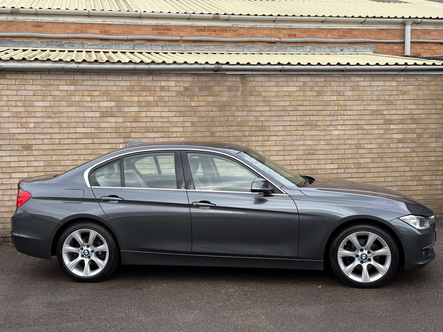 Used BMW 3 Series 2014 for sale - 76451745: Photo 34
