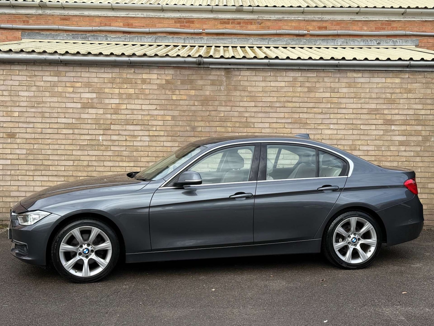 Used BMW 3 Series 2014 for sale - 76451745: Photo 35