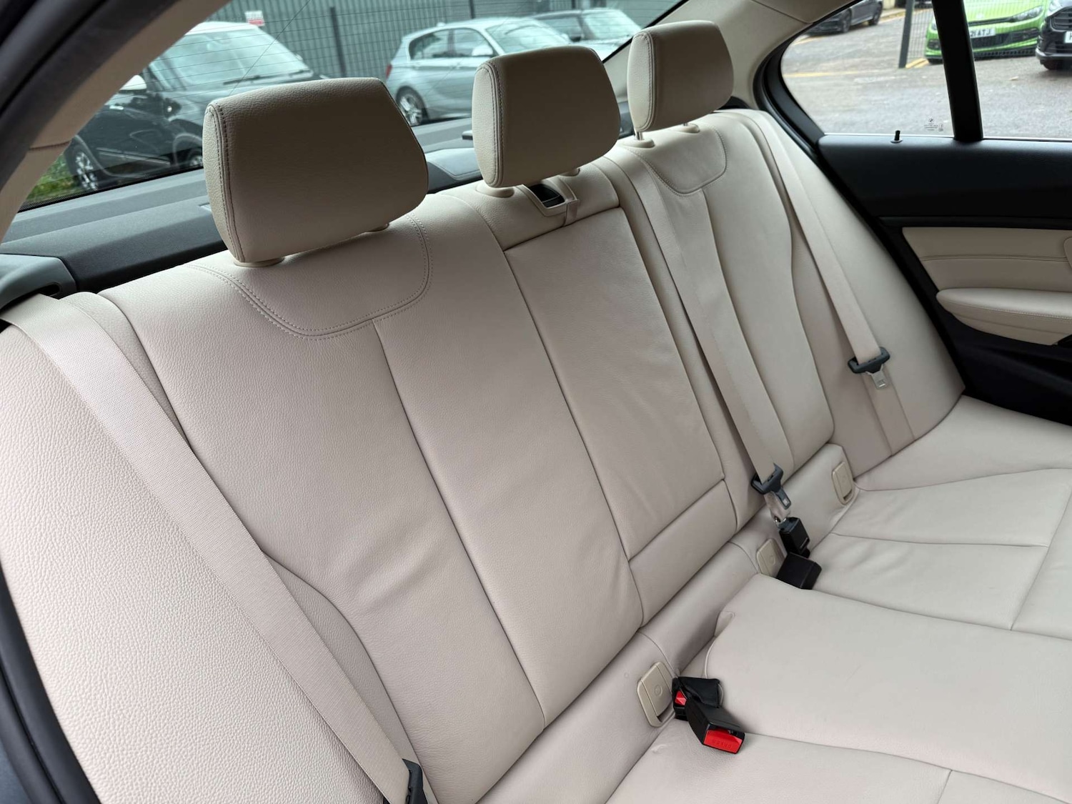 Used BMW 3 Series 2014 for sale - 76451745: Photo 38