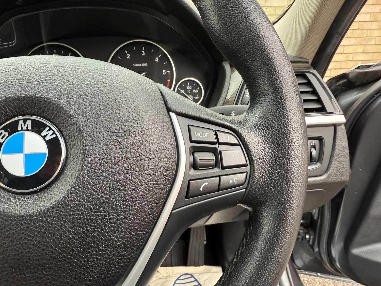 Used BMW 3 Series 2014 for sale - 76451745: Photo 53