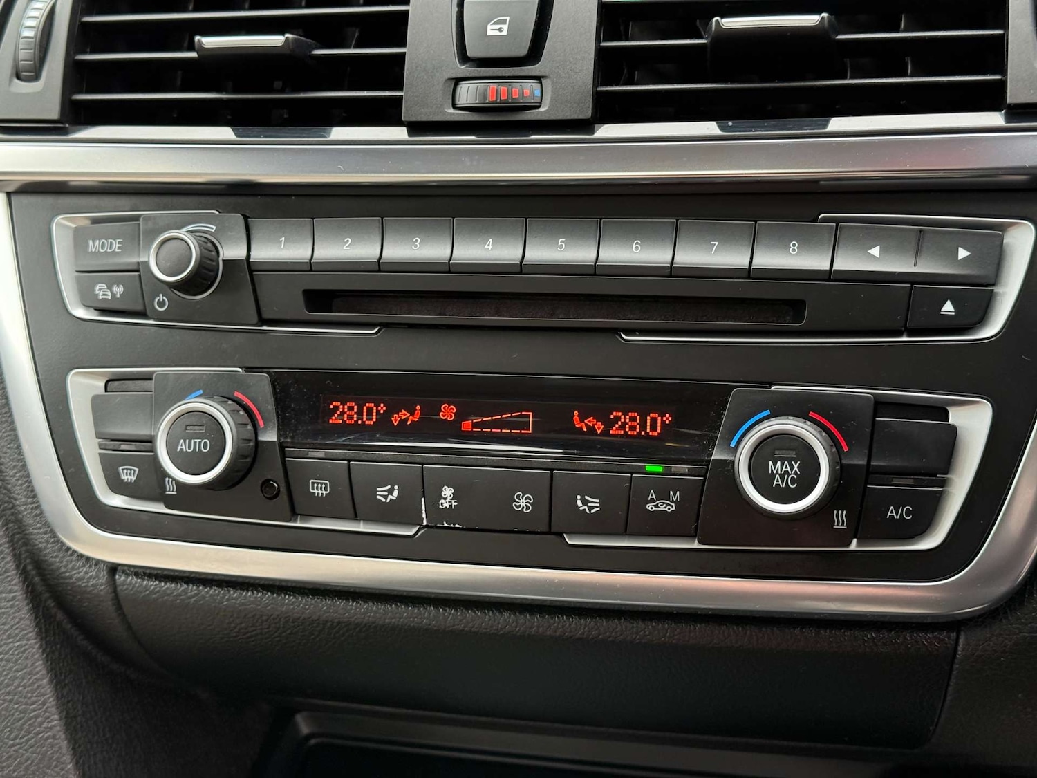 Used BMW 3 Series 2014 for sale - 76451745: Photo 56