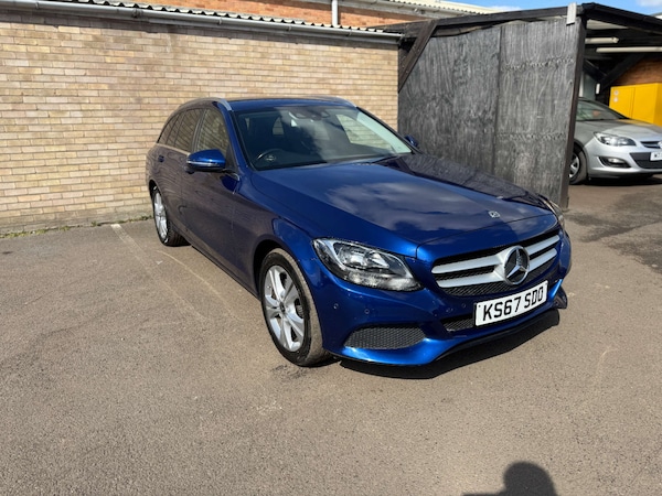 Used Mercedes-Benz C-Class 2017 for sale - 74772234: Photo 9
