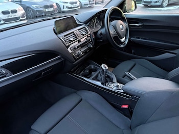 Used BMW 2 Series 2015 for sale - 77136399: Photo